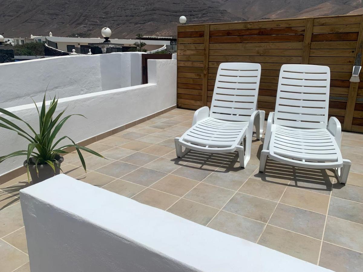 Apartment In Famara Beach Teguise  Εξωτερικό φωτογραφία